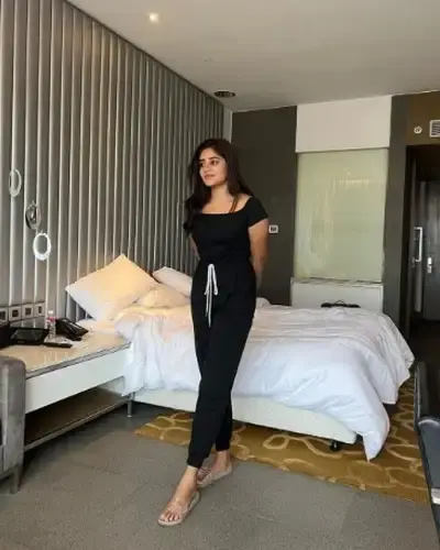 Call Girls Kondapur Cash On Delivery